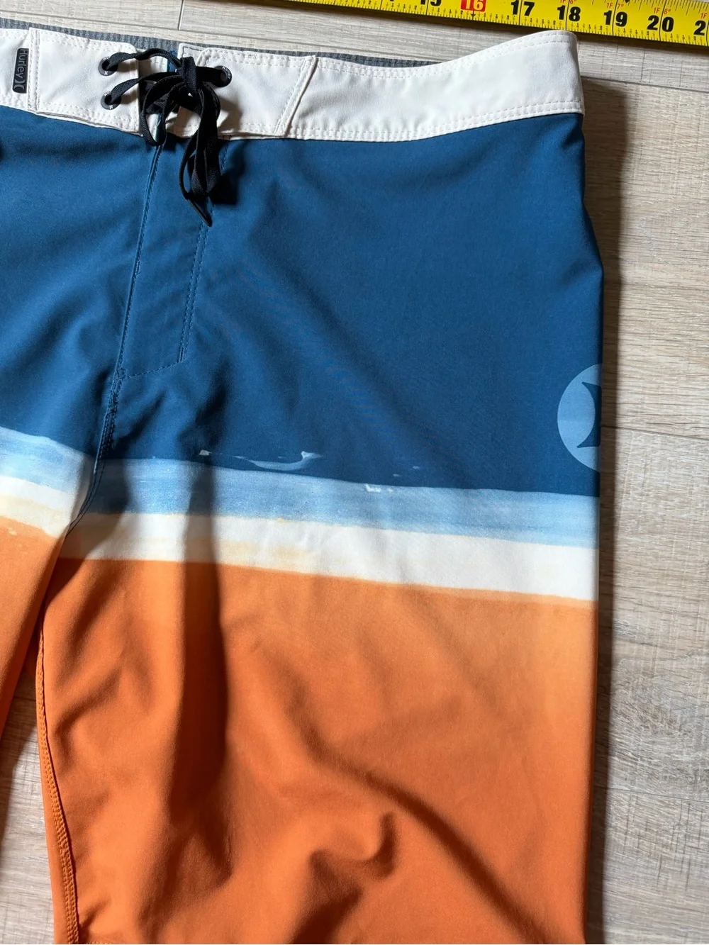Hurley Blue, White & Orange Colorblock Swim Board Shorts size 33